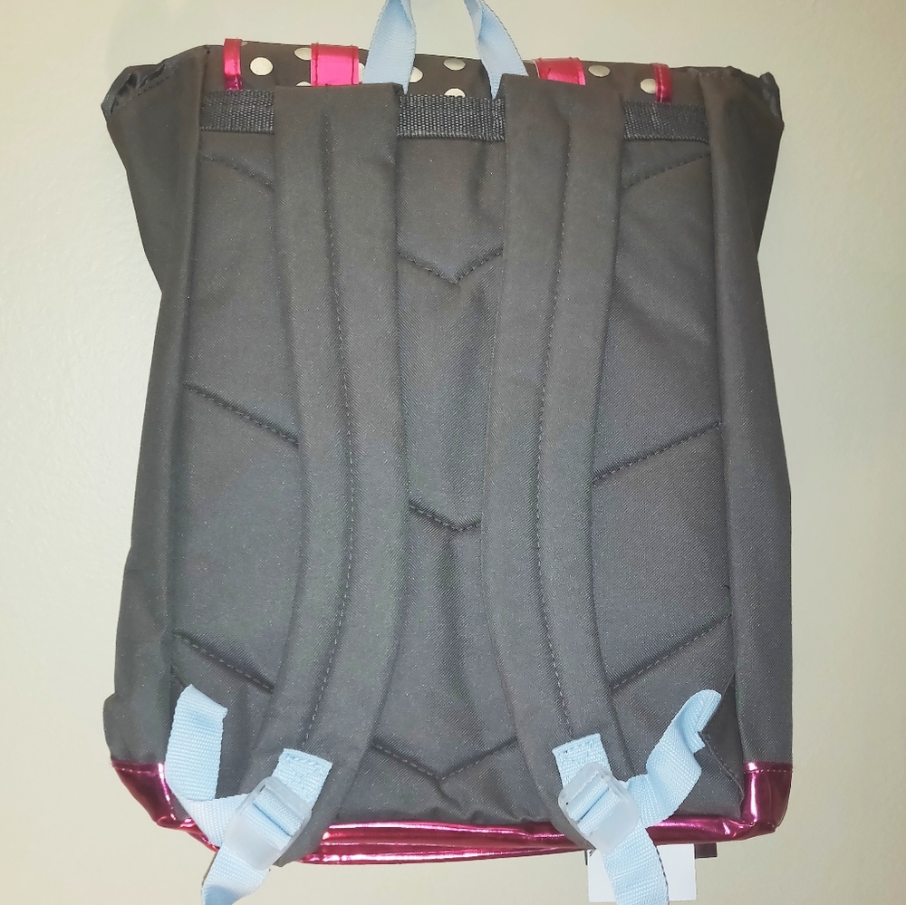 Trailmaker Drawstring Backpack - Picture 2 of 3